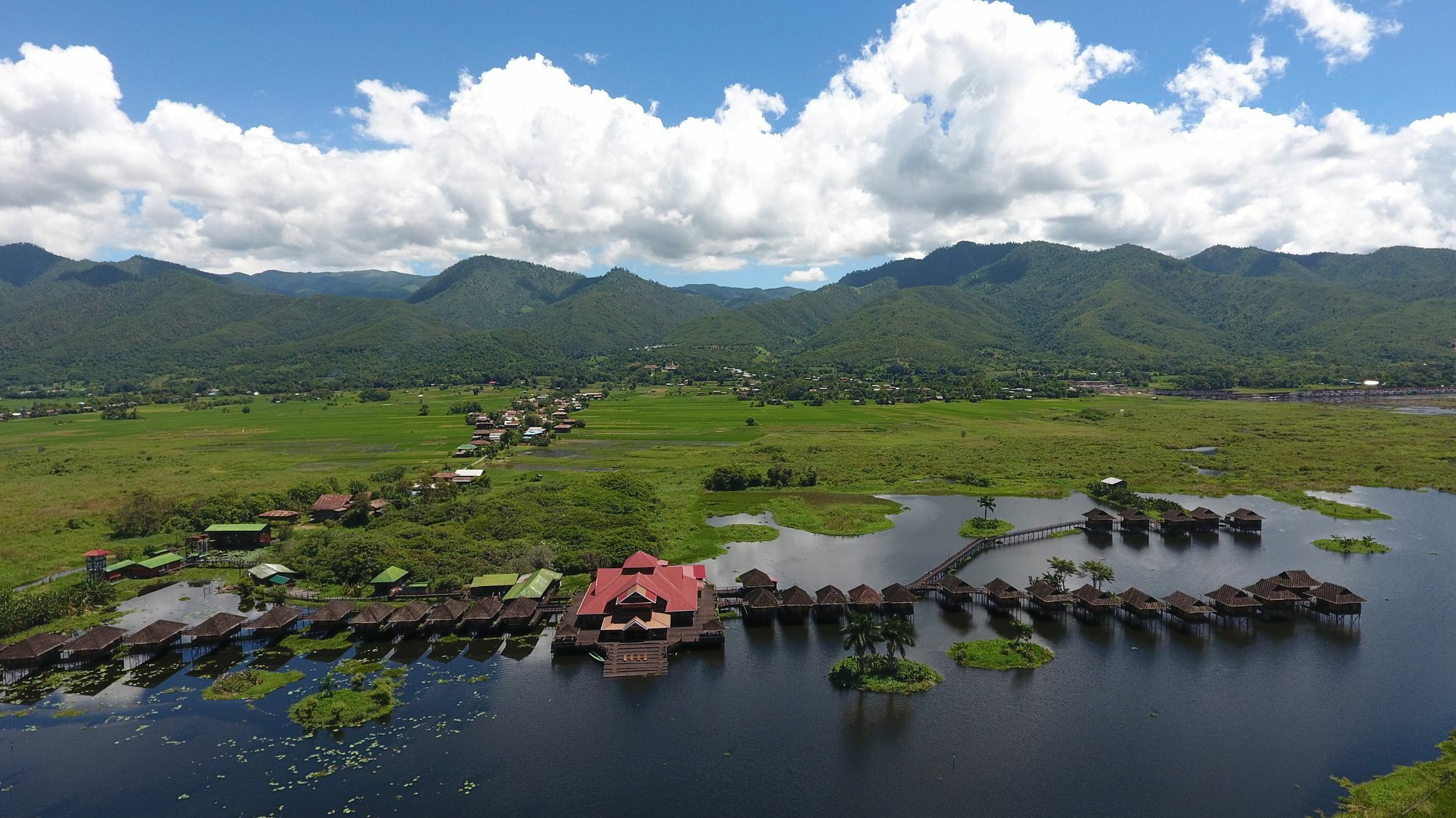 Golden Island Cottages Thale U Hotel Ywama Buitenkant foto